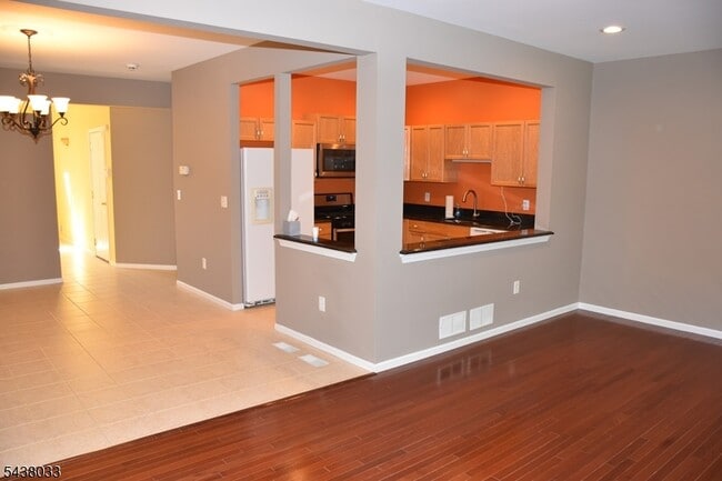 Photo - 125 Springhill Dr