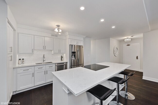 Photo - 1000 N Lake Shore Dr