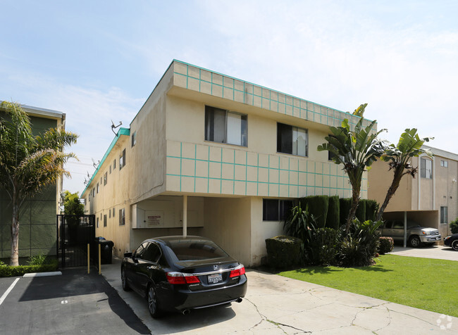 Building Photo - 3950 Inglewood Blvd Rental