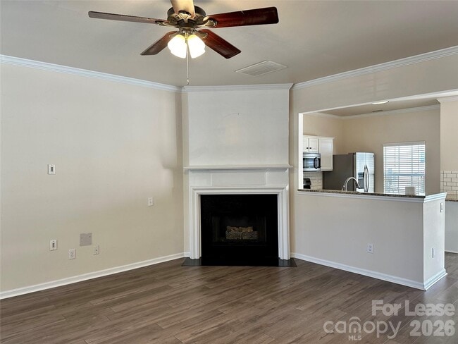 Photo - 6836 Rothchild Dr