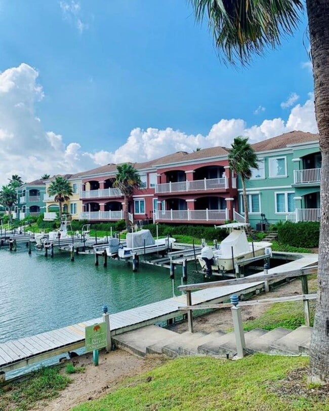 Photo - 5 Harbor Point Townhome