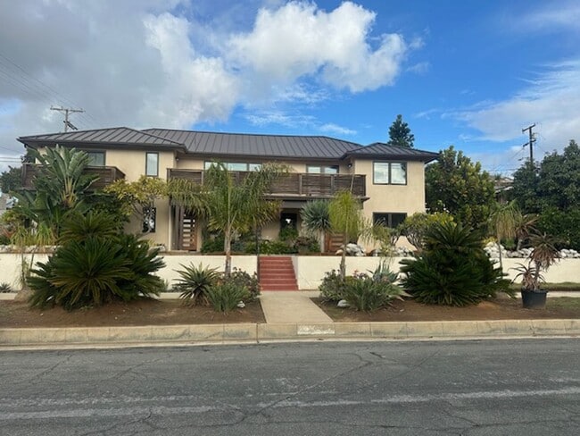 Photo - 402 S Clementine St Unit 402