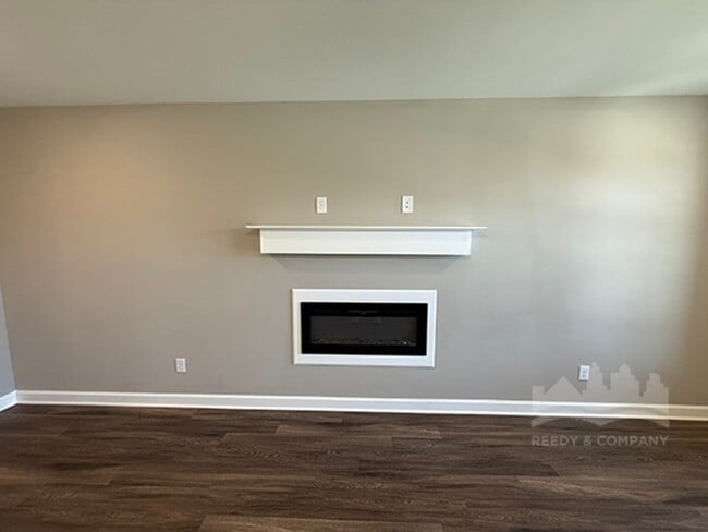 Photo - 1844 Bloomington Cir