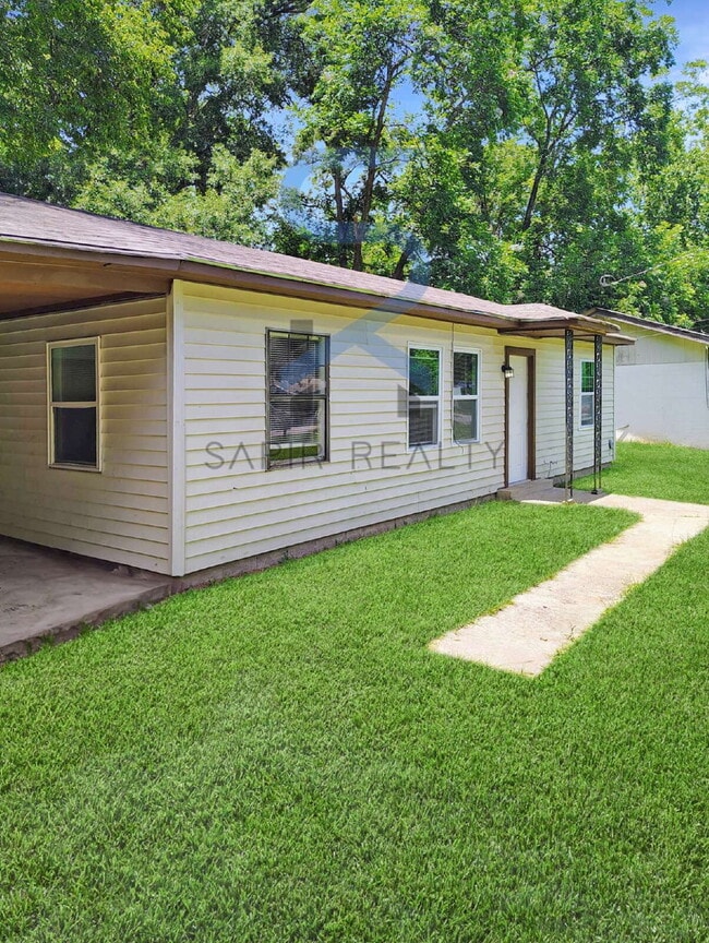 Building Photo - 203 Johns Rd Rental