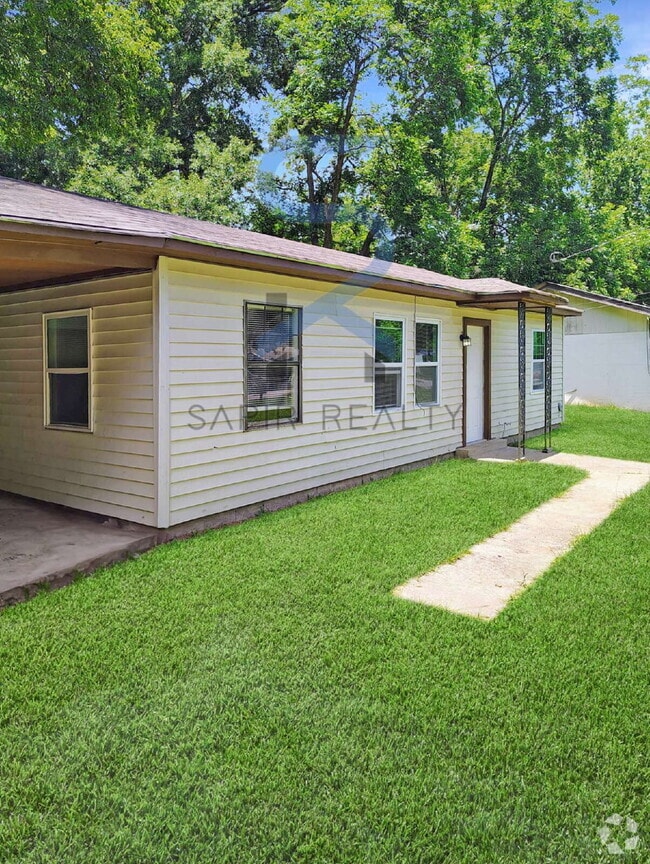 Building Photo - 203 Johns Rd Rental