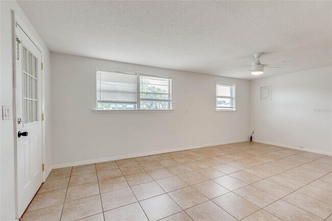 Photo - 4181 Chestnut Dr