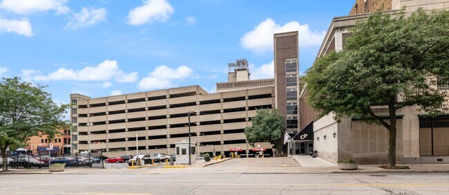 Commodore Perry Apartments
