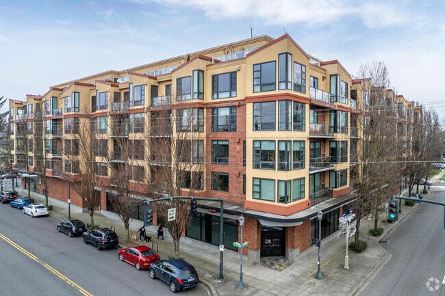 Exterior - Broadway Commons