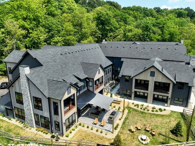 Building Photo - Tributary 50 Unit 209