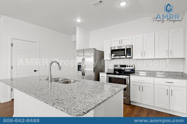 Photo - 1008 SW Shirley Ave