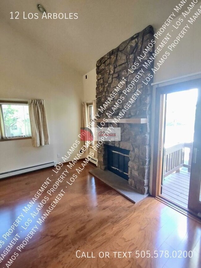 Photo - 12 Los Arboles Dr