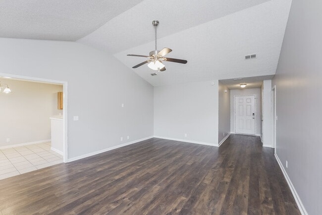 Photo - 1547 St Andrews Dr