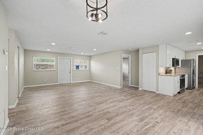 Photo - 2222 Lucille Ln