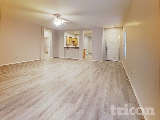 Photo - 13732 W Mauna Loa Ln