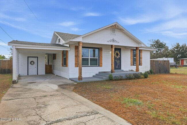 Photo - 1808 Chestnut Ave