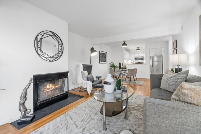 Photo - 1380 Greenwich St Unit 404