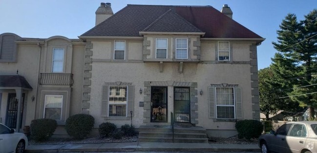Building Photo - 8314 Metcalf Ave Rental