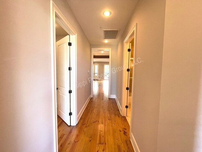 Photo - 3BR/3BA For Rent