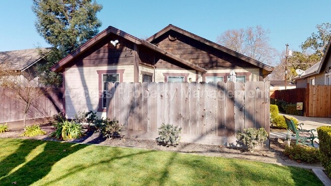 Photo - 1317 Myrtle St Unit #2