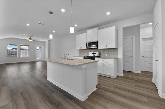 18626 Etta Pnes Cir