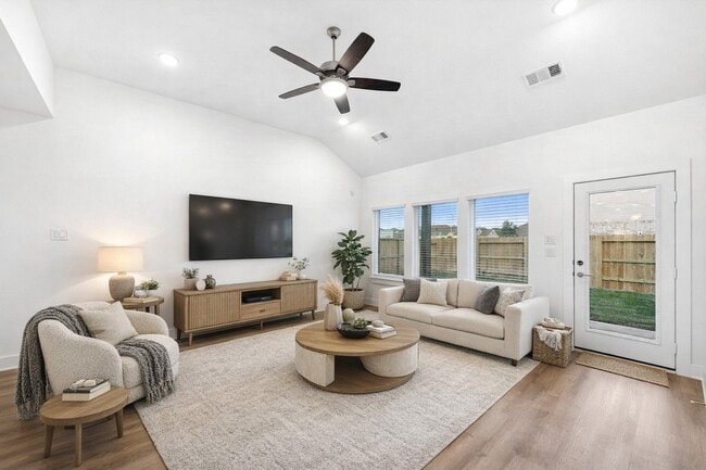 Photo - 8058 Kay Hbr Dr