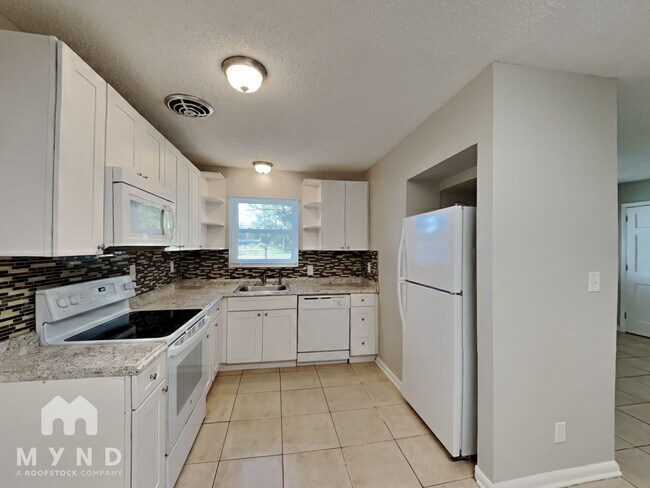 Photo - 1825 Fouraker Rd