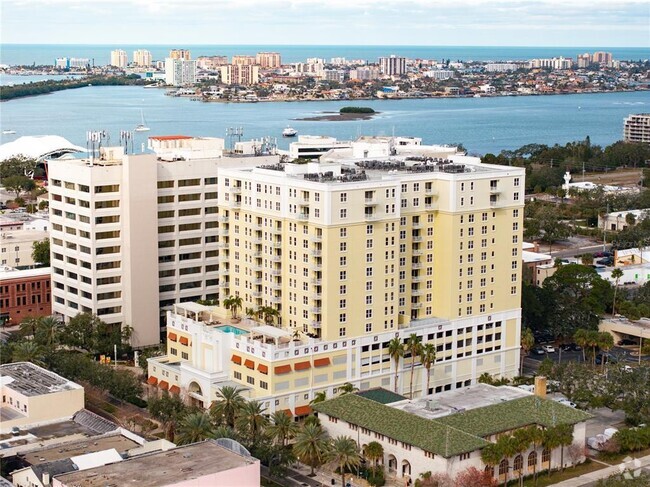 Building Photo - 628 Cleveland St Unit 1507 Rental