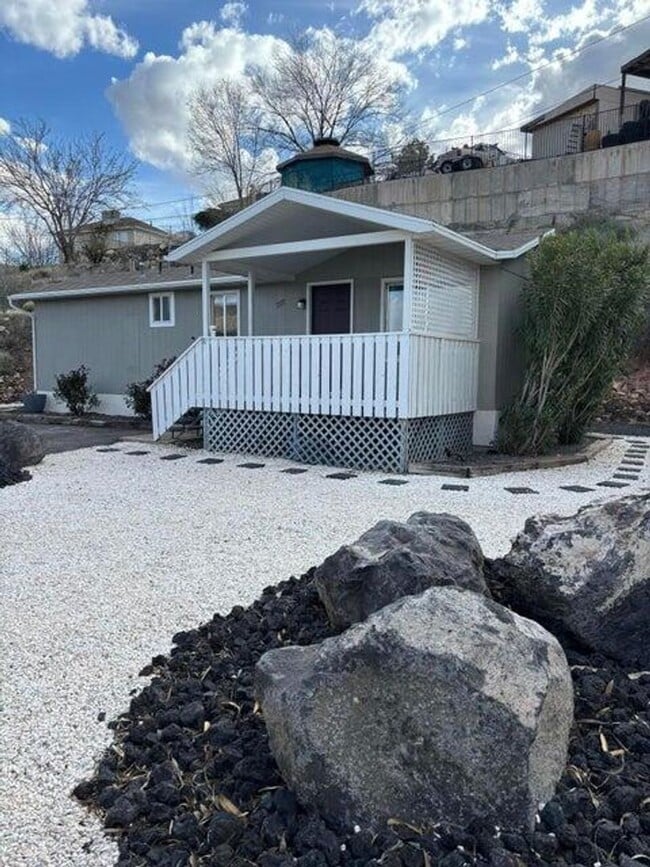 2 Bed Home For Rent - 2 Bed Home For Rent