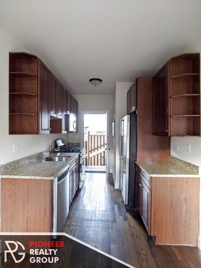 Photo - 736 W Addison St Unit 740-N3