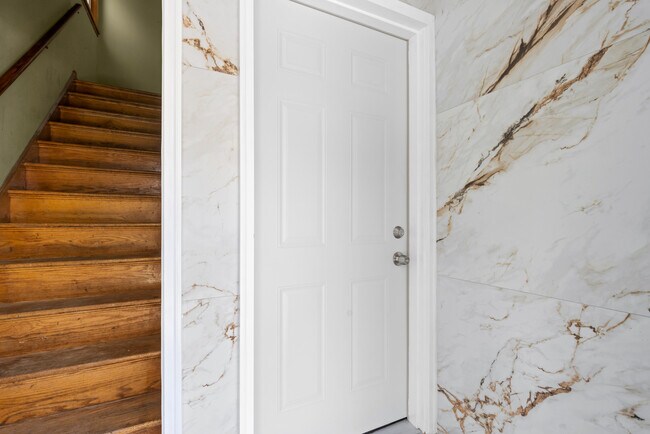 Photo - 135 Custer Ave Unit 1