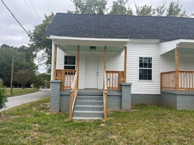 Building Photo - 522 Maxwell Ave Unit 522B-Maxwell