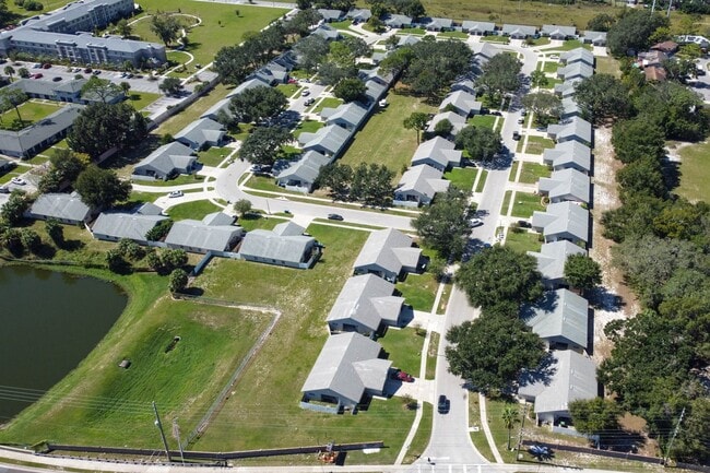 Photo - Villas At Pine Hills