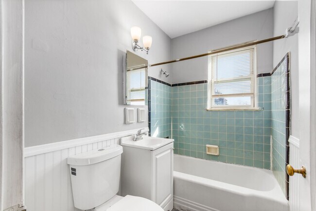 Photo - 364 S Chase Ave Unidad B