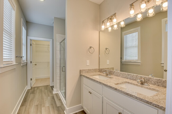 Photo - 4045 Evans to Locks Rd