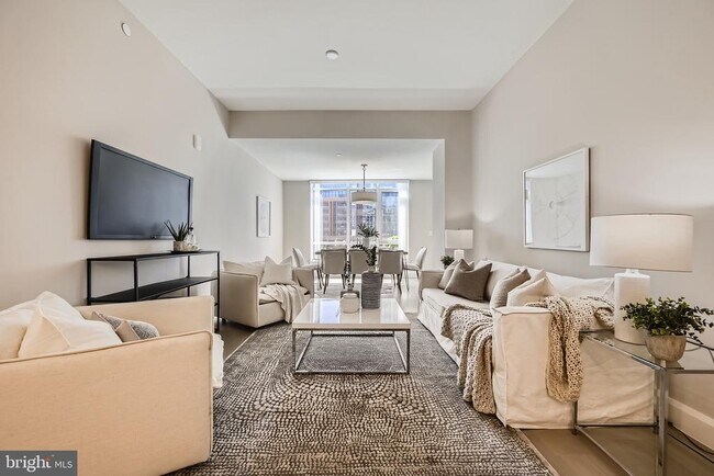 Photo - 1330 Lancaster St Apartment Unit C302