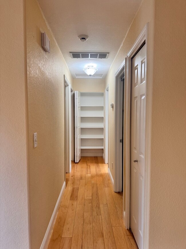Building Photo - 5923 Lake Almanor Dr Rental