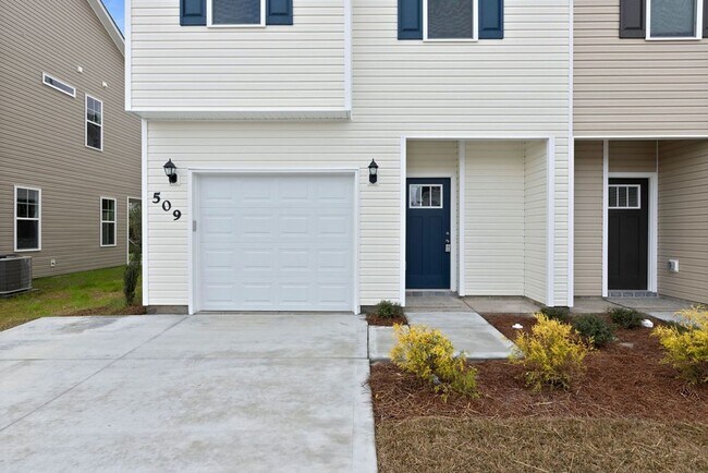 Photo - Stunning Townhome!
