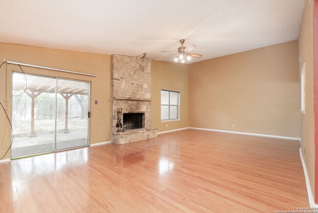 Photo - 2303 Stoney Trail Cir
