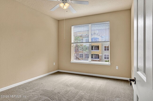 Photo - 8539 Gate Pkwy W Unidad 9330