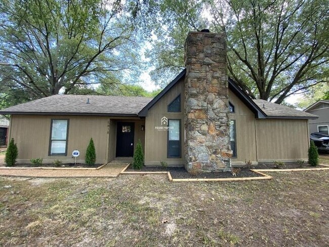 Photo - 5818 Port Haven Dr House