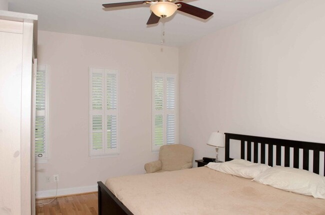 Photo - 1604 Johnson St