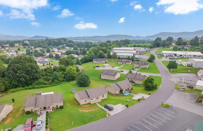 Photo - 1863 Country Meadows Dr