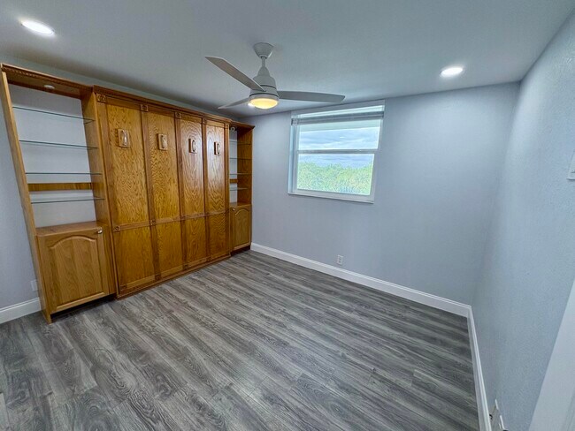 Photo - 689 NE 6th Ct Unit 403