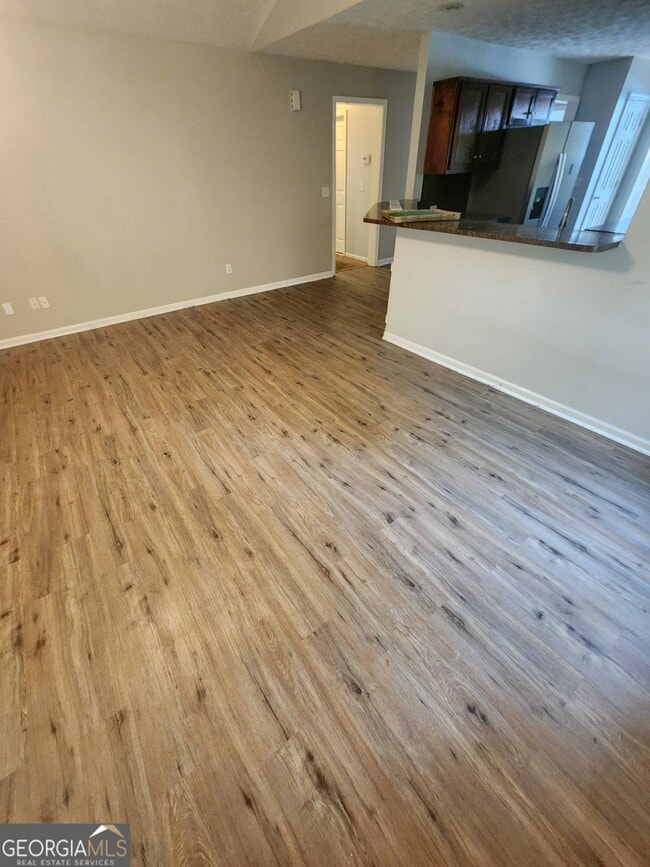 Photo - 526 Vista Dr