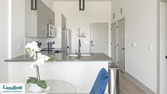 Photo - 640 21st Ave N Unidad 123.1405588