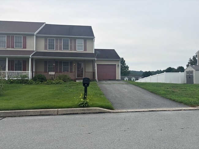 Building Photo - 16 Vickilee Dr