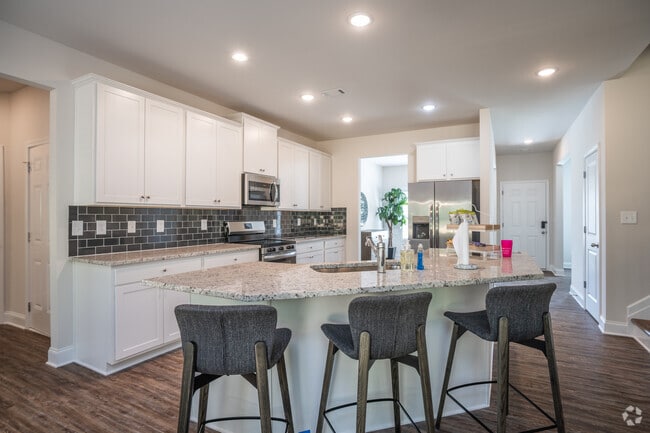 Preston - Kitchen - Chandler Station Rental Homes
