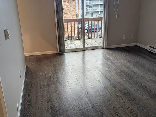 Photo - 5350 Camelot Dr Unidad 9