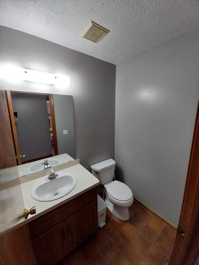 Photo - 6995 Fry Rd