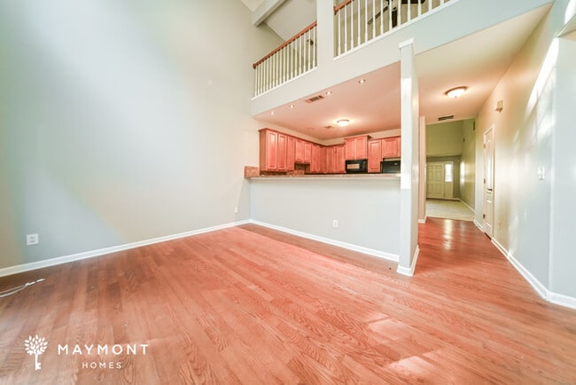 Photo - 6292 Colonial Vw